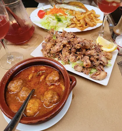 Plats Incontournables de la Cuisine Majorquine